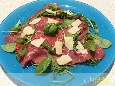 carpaccio rucola e parmigiano carpaccio rucola e parmigiano