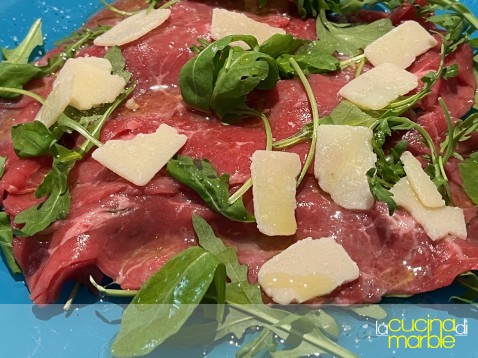 carpaccio rucola e parmigiano carpaccio rucola e parmigiano