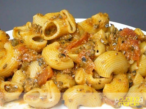 pasta con salsa alle olive di Giuliana