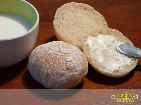 panini alla ricotta panini alla ricotta