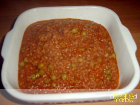 rag&ugrave; con i piselli - bimby