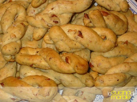 taralli napoletani - sorelle Simili taralli napoletani - sorelle Simili